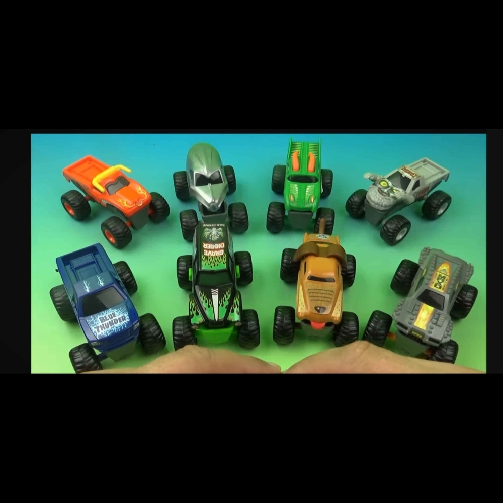 2015 McDonalds Monster Truck Set